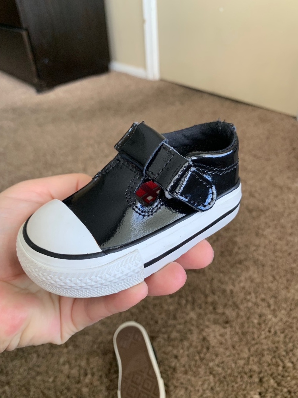 Converse All Star Black Patent Mary Jane Sneaker Shoes Baby Girl Sz.3